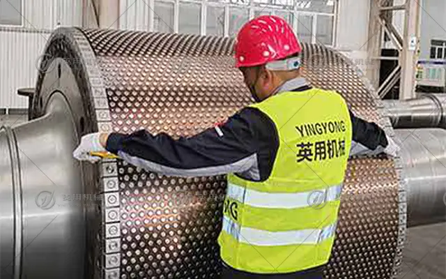 辊压机磨辊总成带柱钉